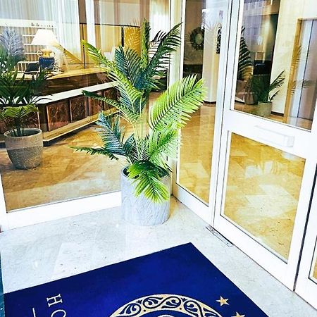 רג'יו די קאלאבריה Hotel Palace Masoanri'S מראה חיצוני תמונה