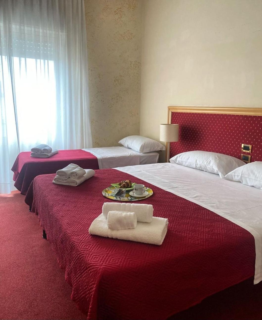 רג'יו די קאלאבריה Hotel Palace Masoanri'S מראה חיצוני תמונה